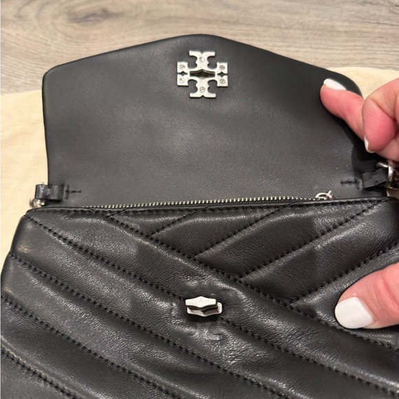 Tory Burch Black Quilted Leather Clutch - Picture 4 of 13